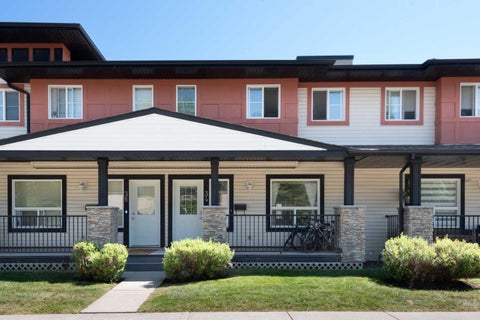 Photo of 34 Eversyde Common SW, Calgary, AB T2Y 4Z7 (MLS # A2333689)