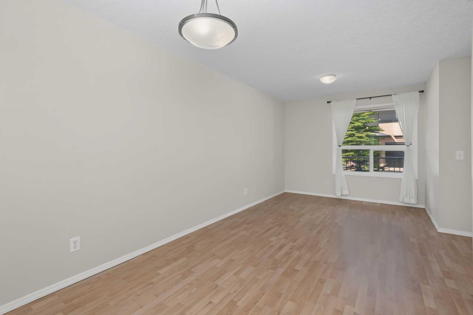 34 Eversyde Common SW