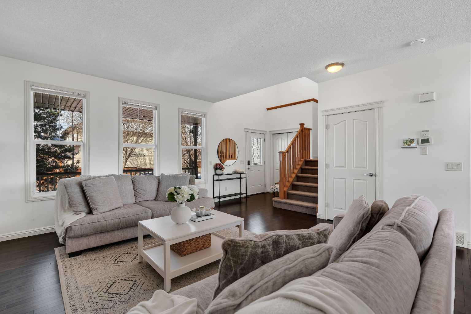 87 Prestwick Close SE