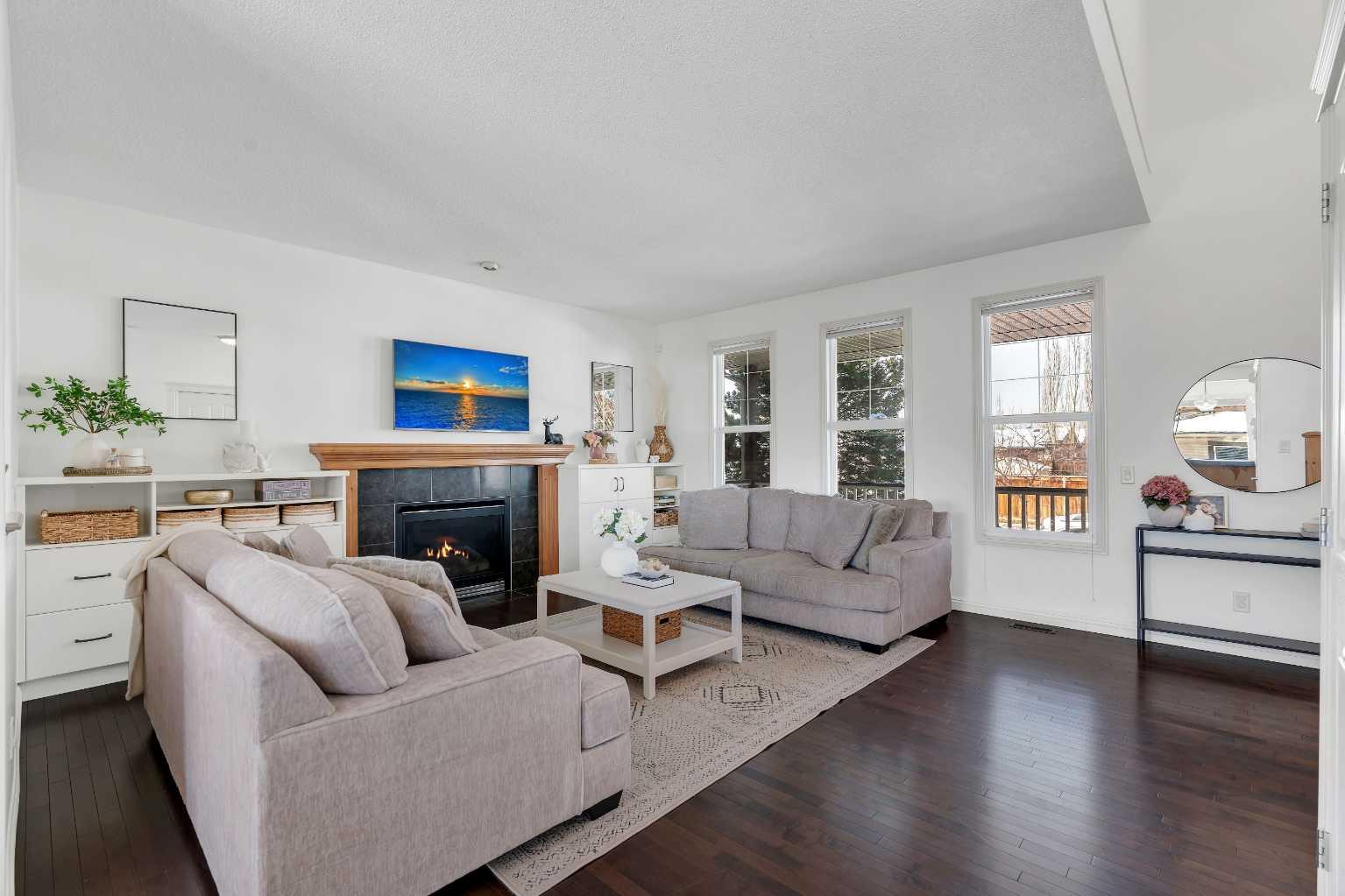 87 Prestwick Close SE