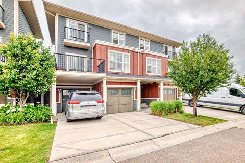 Photo of 428 Nolan Hill Drive NW #303, Calgary, AB T3R 0V4 (MLS # A2289831)