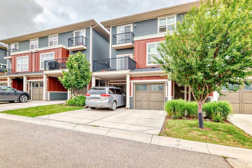 Photo of 428 Nolan Hill Drive NW #303, Calgary, AB T3R 0V4 (MLS # A2289831)