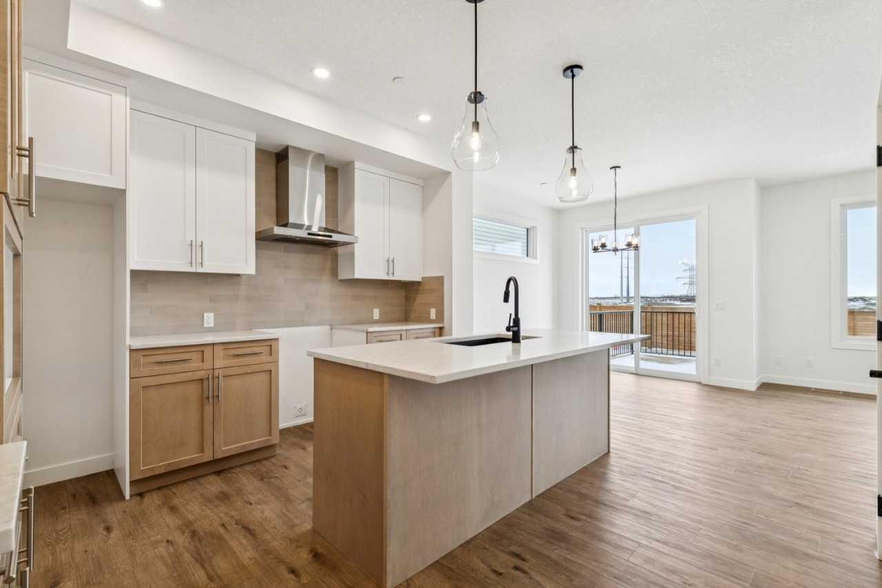 534 Hotchkiss Manor