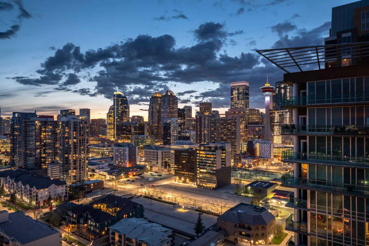 210 15 Avenue SE 2201