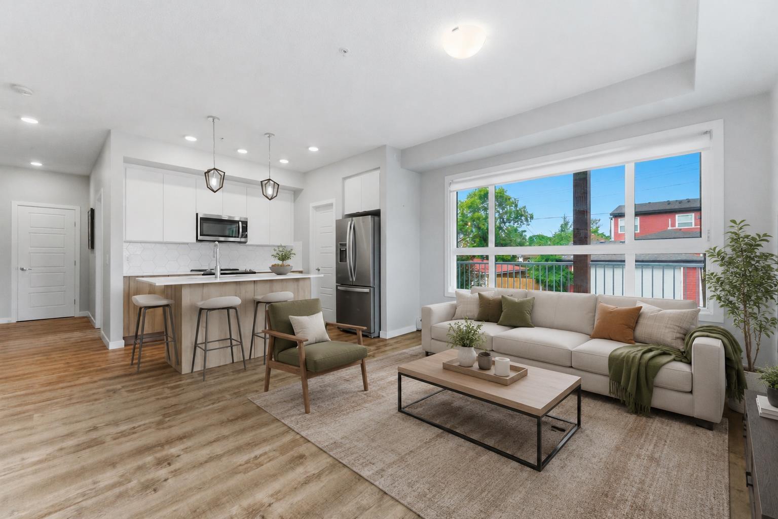 1605 17 Street SE 102