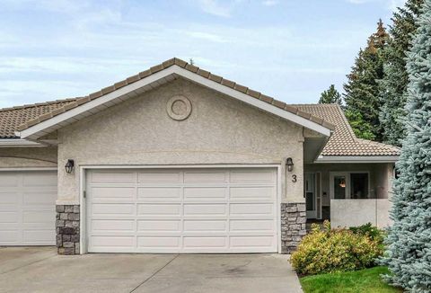 3 Pump Hill Landing SW Calgary AB T2V 5C1