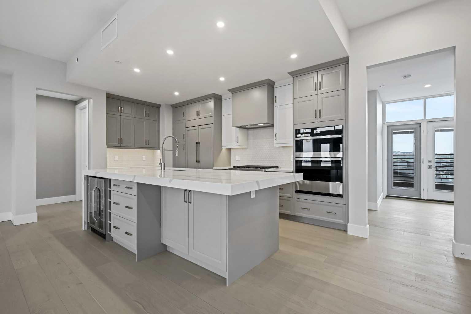 130 Marina Cove SE 302