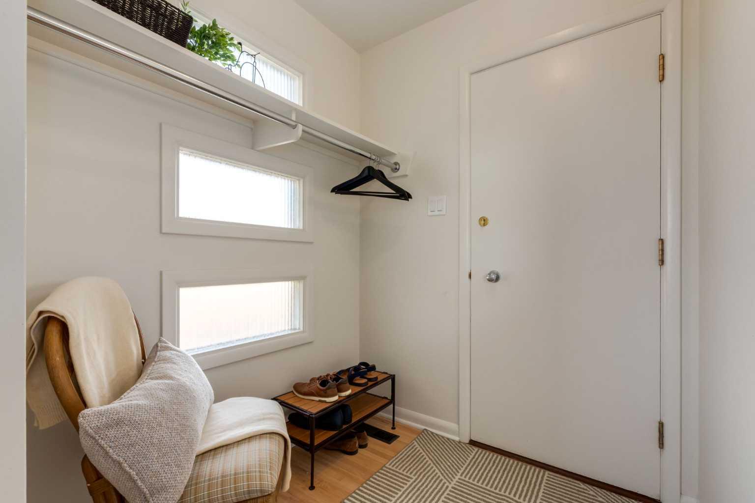 126 Winston Drive SW