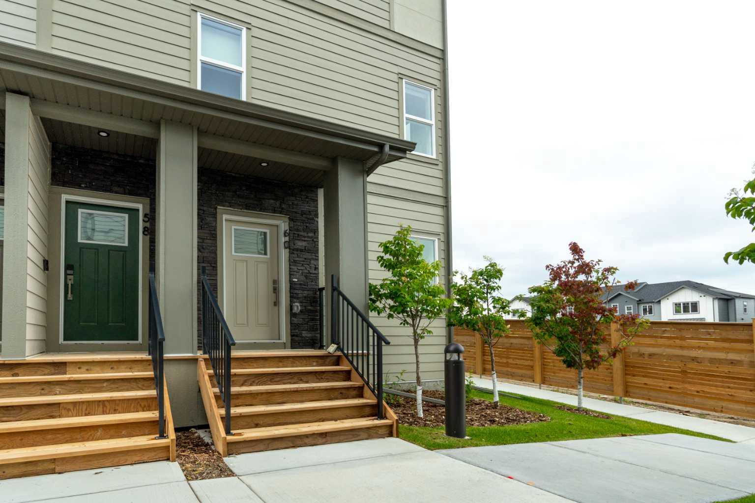 2117 81 Street SW 60