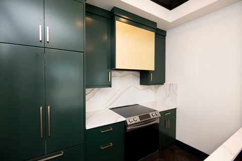 4270 Norford Avenue NW 2107 Calgary AB T3B 6A8