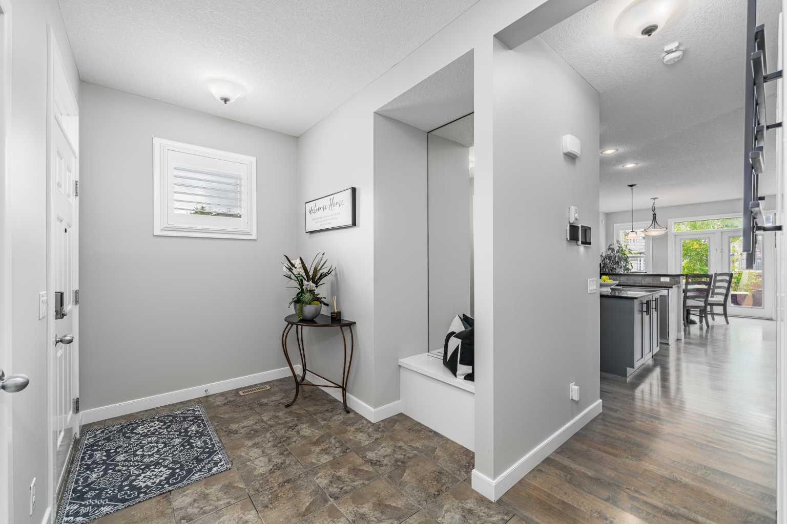 141 Copperpond Bay SE
