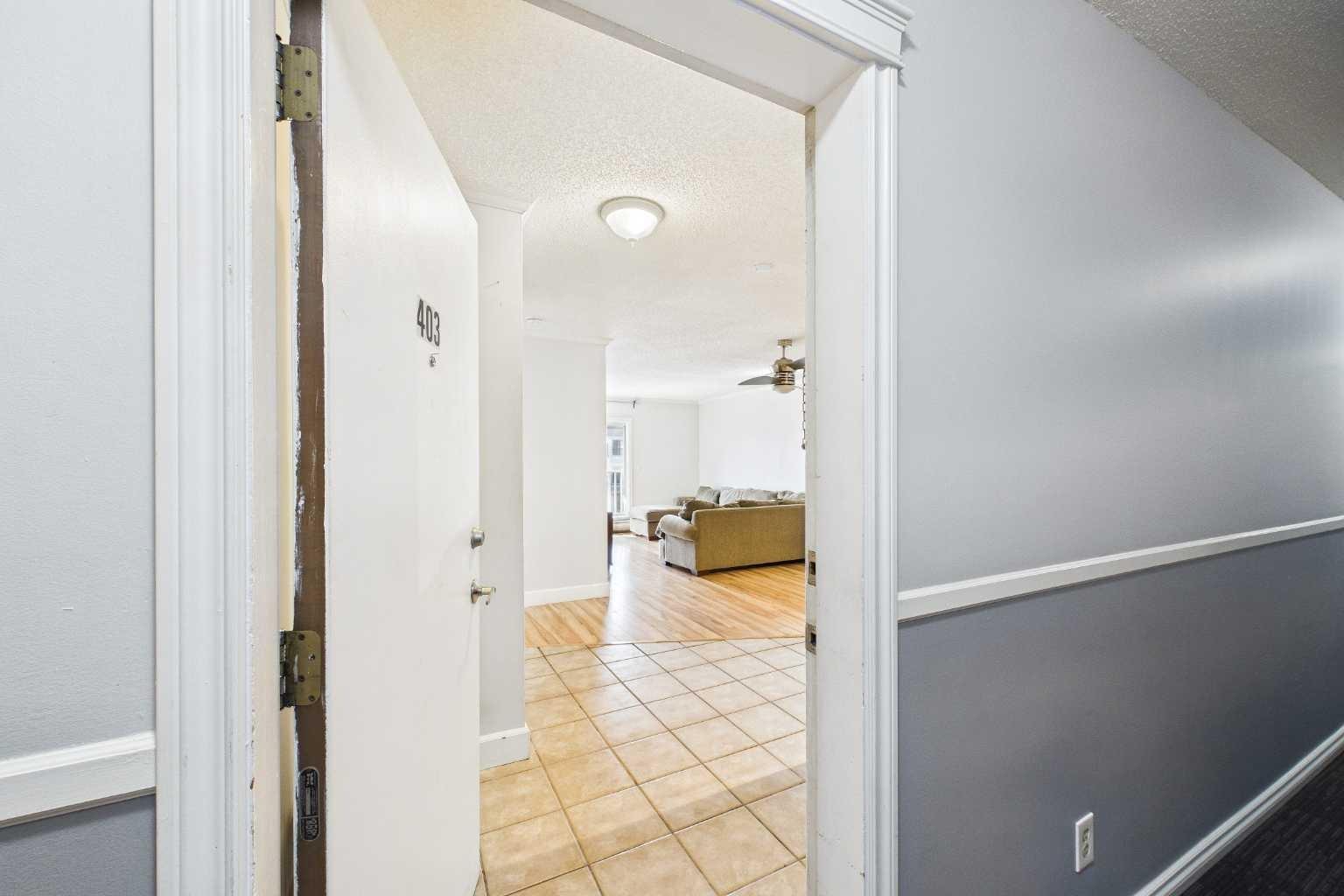 732 57 Avenue SW 403