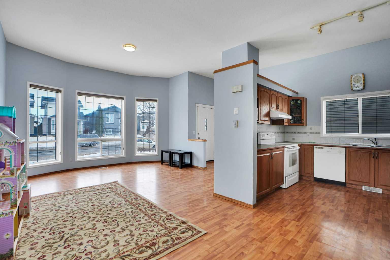 193 Martindale Drive NE