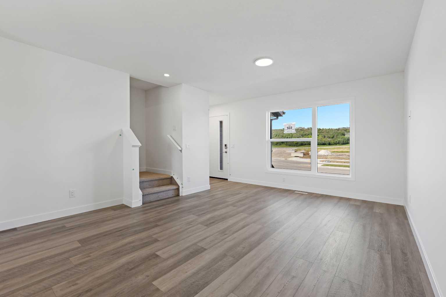 922 Wolf Willow Boulevard SE