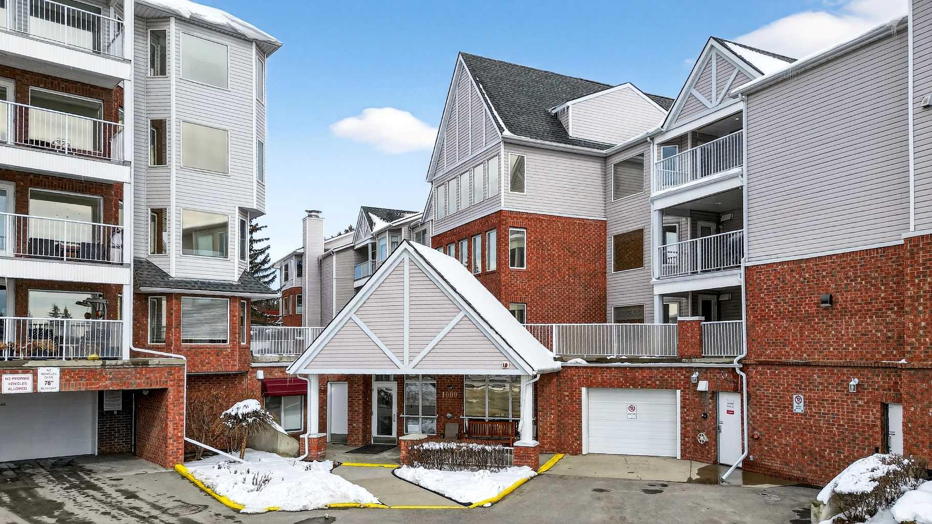 1311 Hawksbrow Point NW 1311