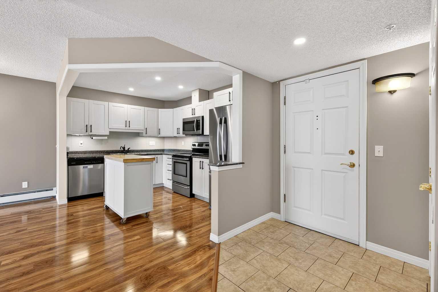 1311 Hawksbrow Point NW 1311