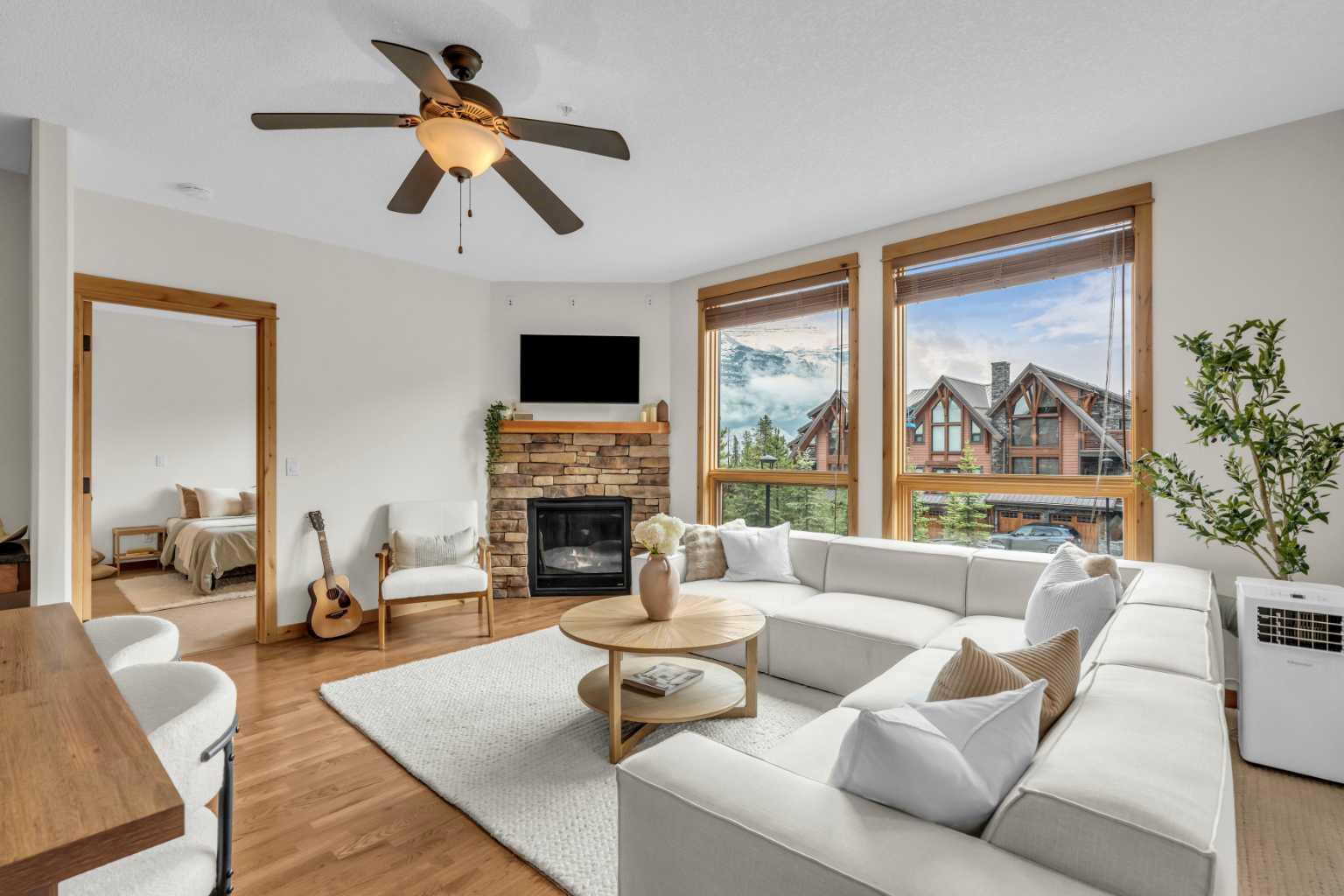 2100B STEWART CREEK Drive 201