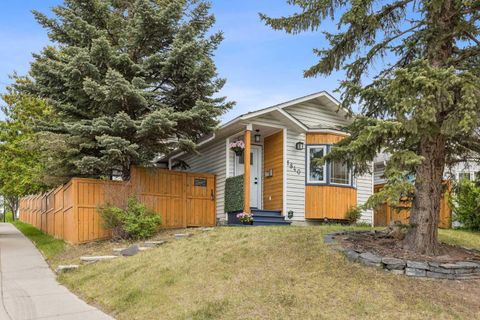 Photo of 1840 33 Avenue SW, Calgary, AB T2T 1Y9 (MLS # A2315160)
