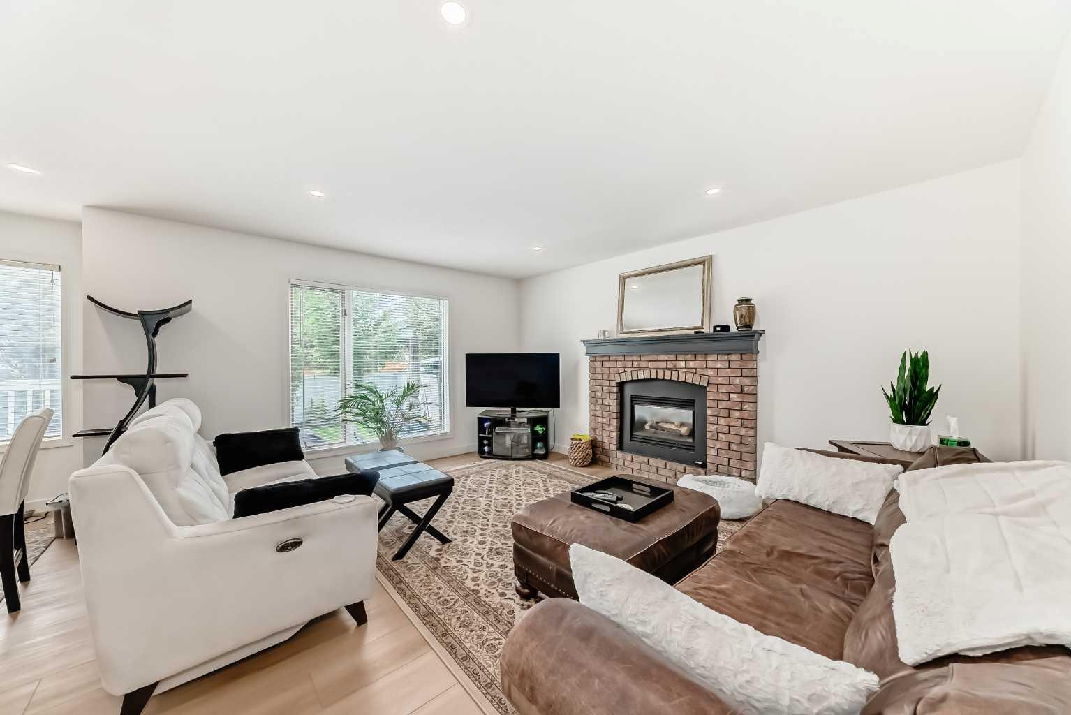 163 Shannon Circle SW
