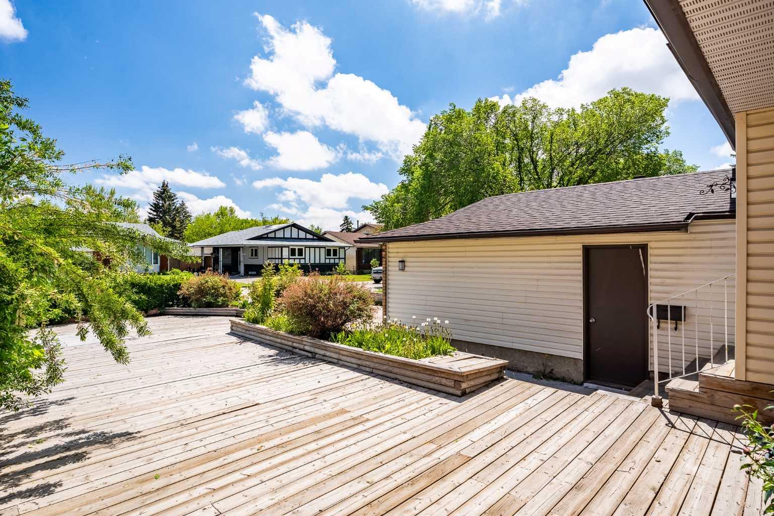 187 Templeton Circle NE