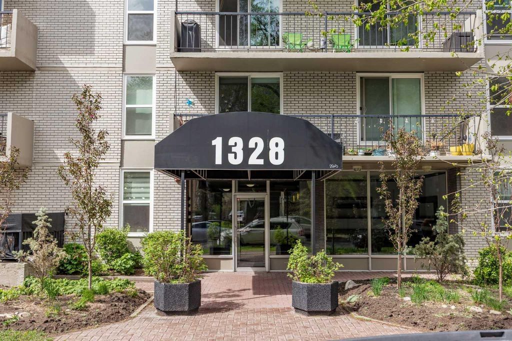 Photo of 1328 13 Avenue SW #102, Calgary, AB T3C 0T3 (MLS # A2313253)