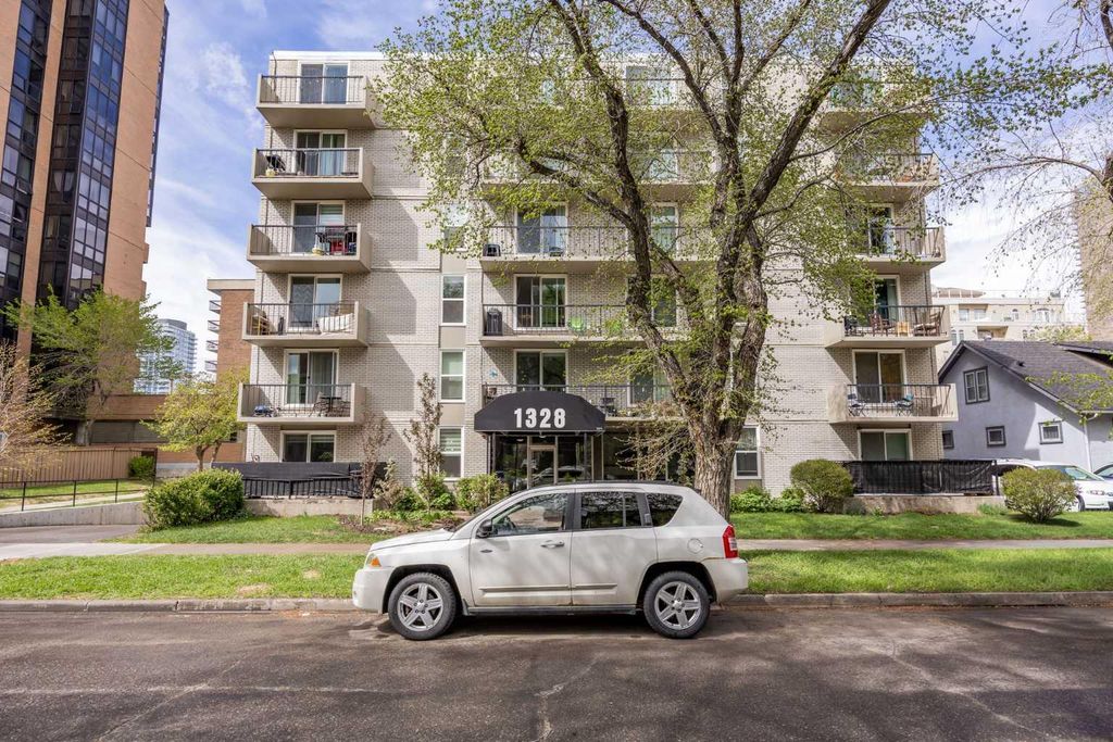 Photo of 1328 13 Avenue SW #102, Calgary, AB T3C 0T3 (MLS # A2313253)