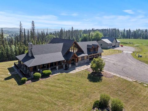 272001-200 272 Street W Rural Foothills County AB T0L 1K0