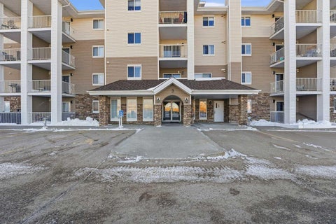 Photo of 3 Broadway Rise #310, Sylvan Lake, AB T4S 0G9 (MLS # A2291274)