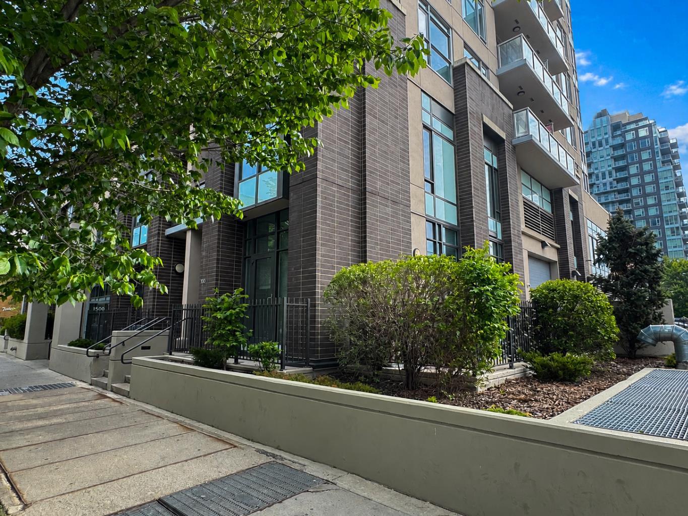 1500 7 Street SW 103
