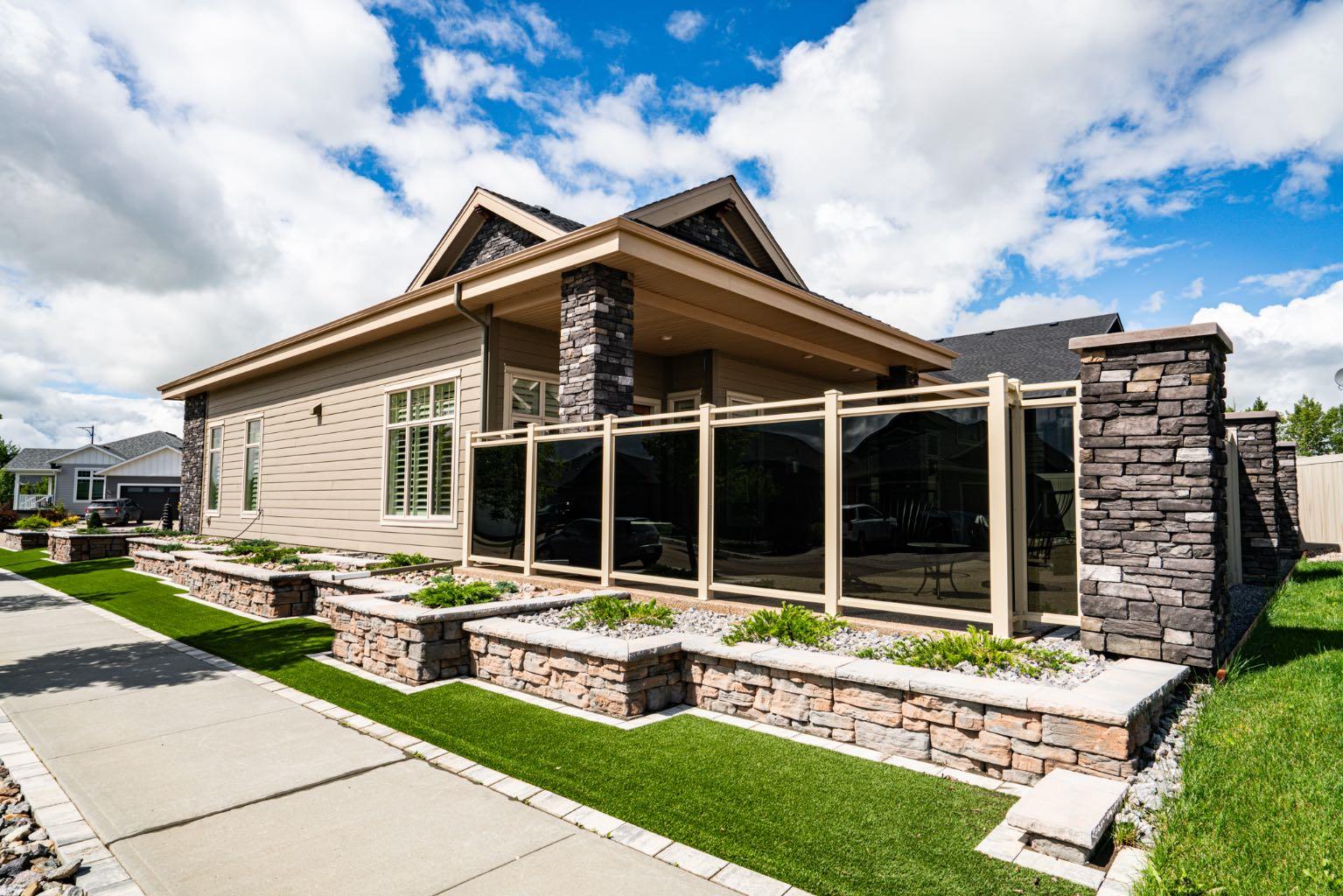 2903 61 Street Close