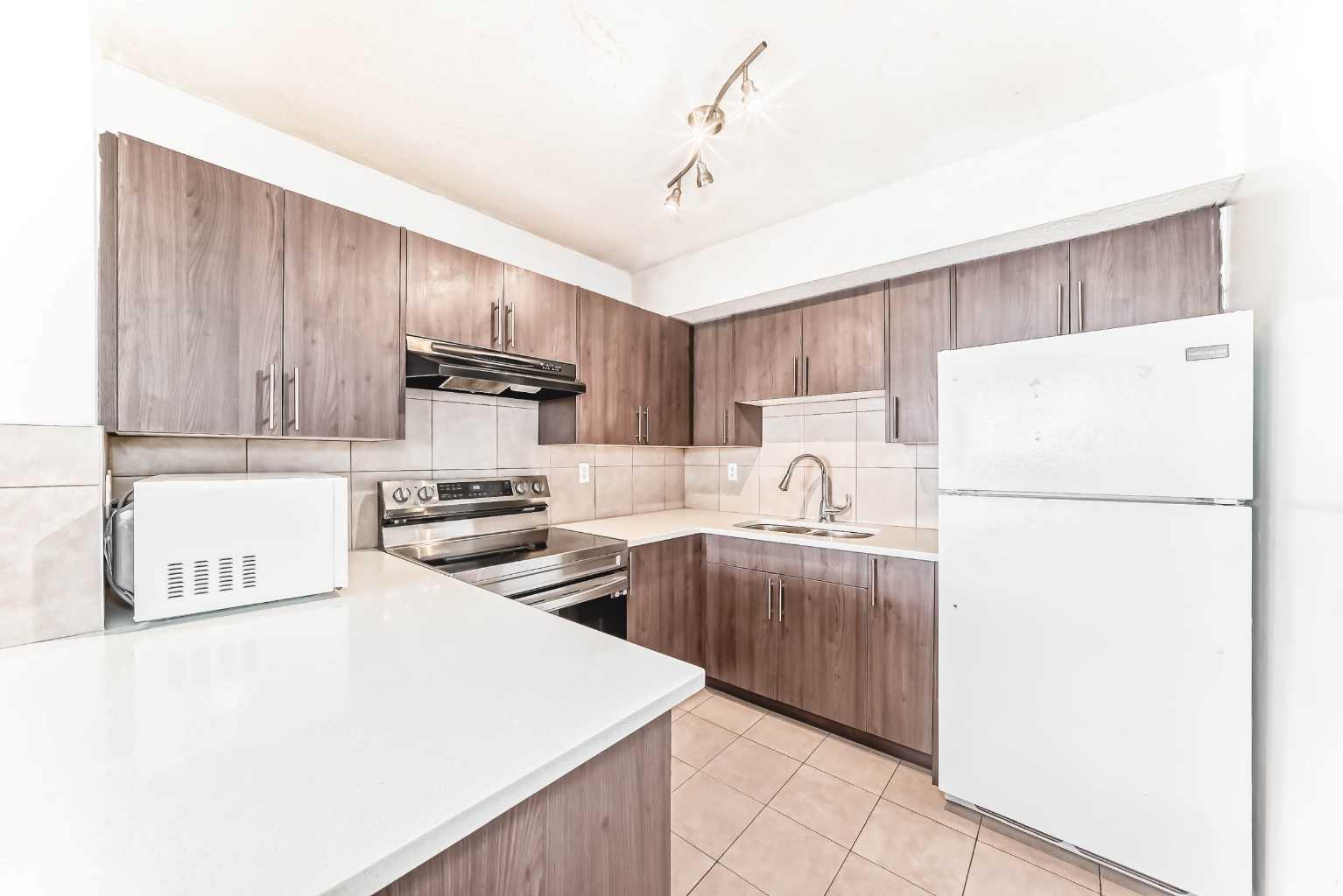 8 Blackthorn Bay NE 104