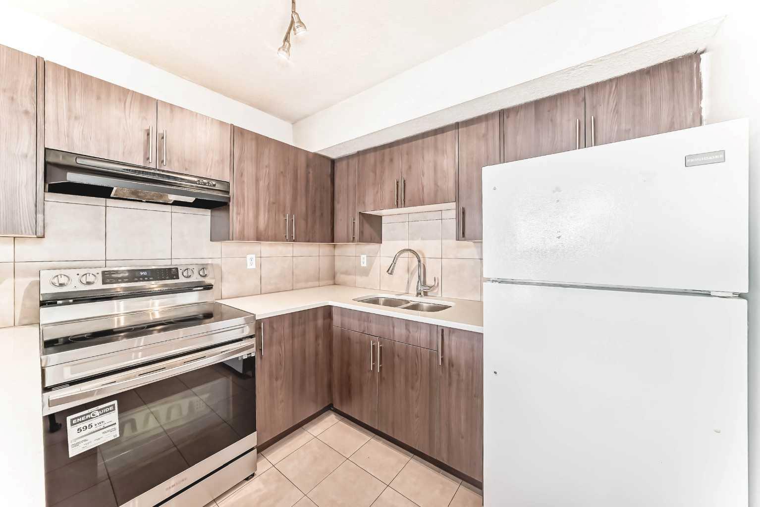 8 Blackthorn Bay NE 104