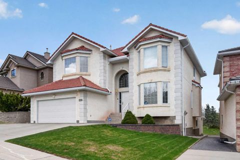 Photo of 307 Hampstead Way NW, Calgary, AB T3A 6E6 (MLS # A2311160)