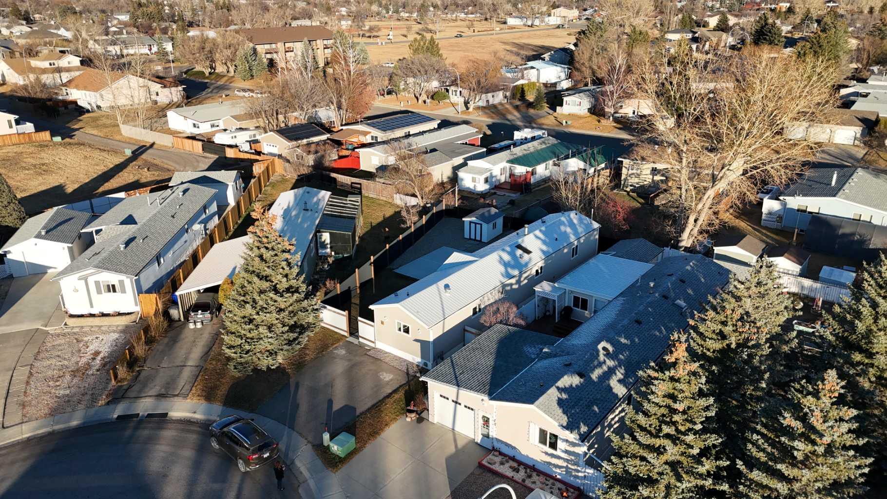 42 Westover Crescent