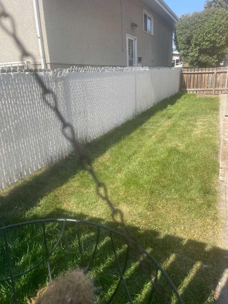 607 69 Avenue SW 101