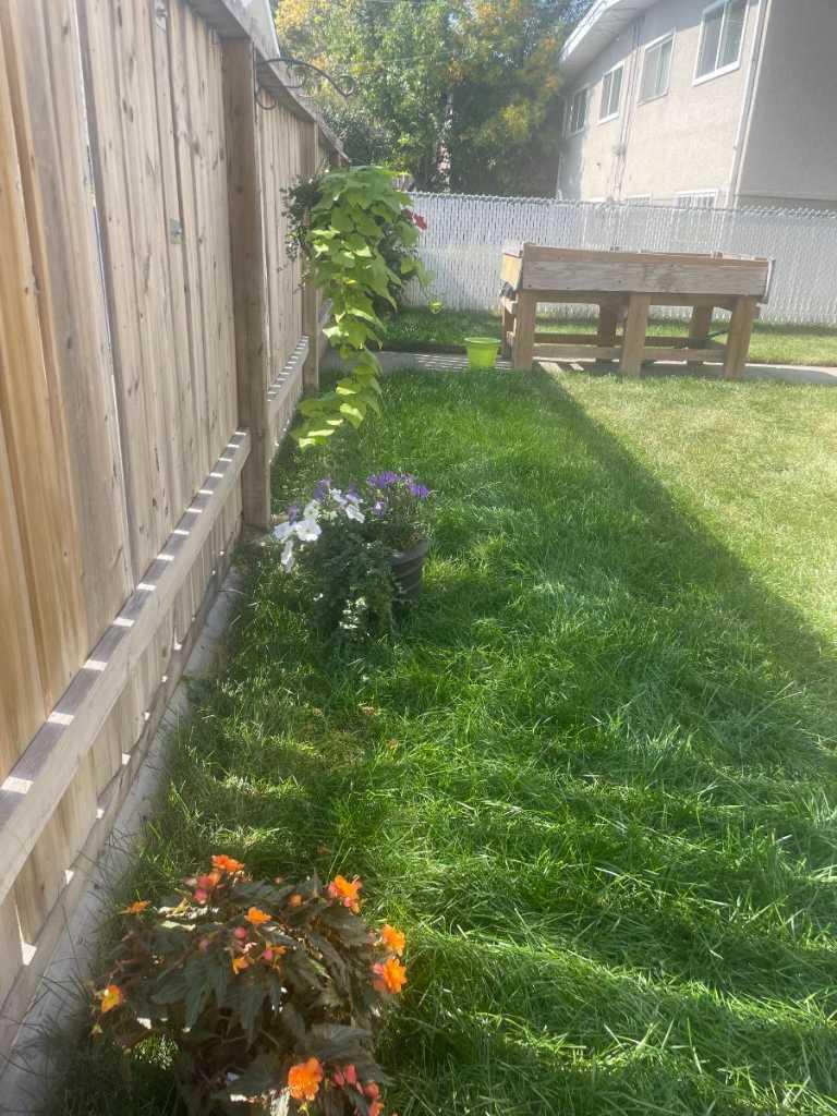 607 69 Avenue SW 101