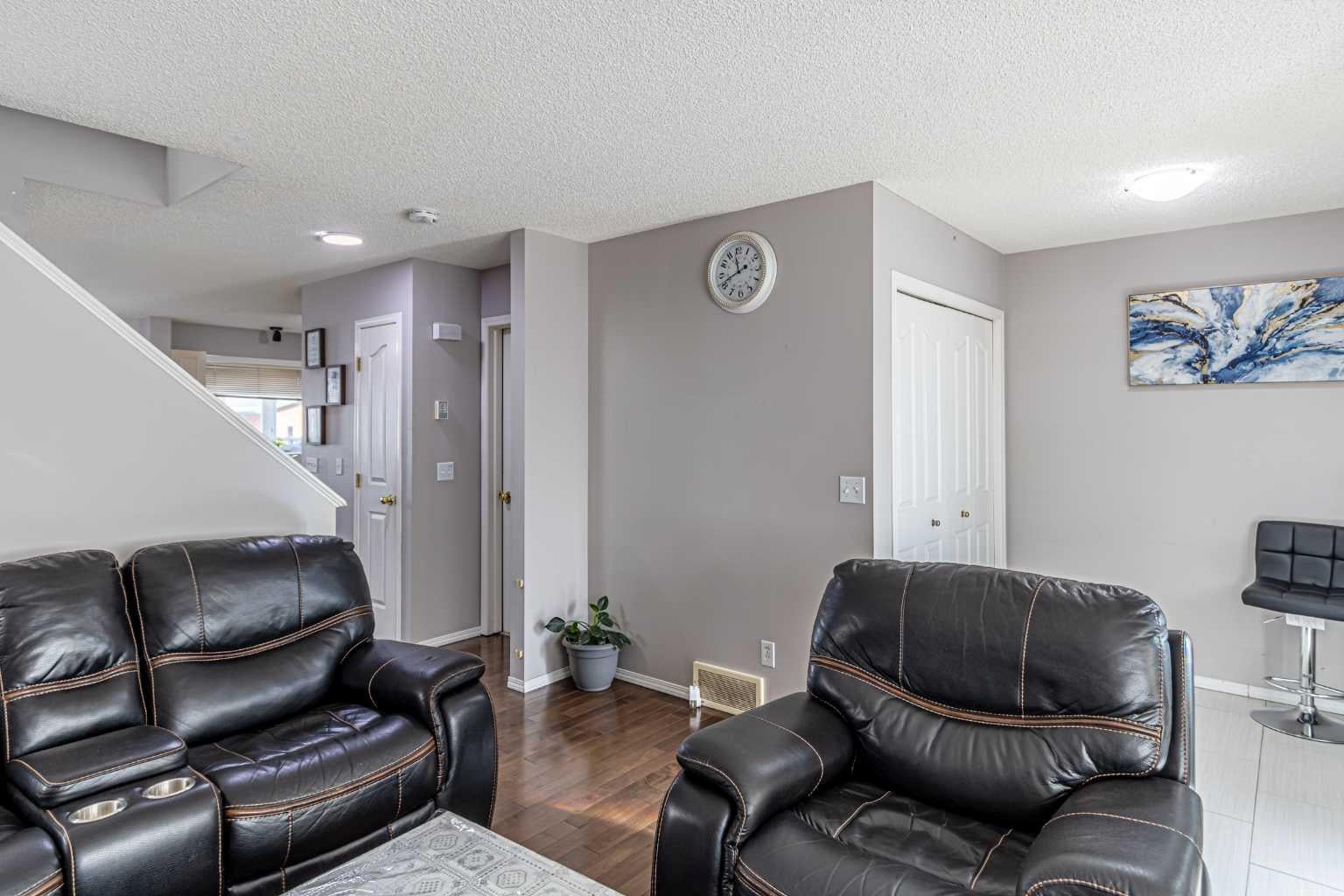 340 Taradale Drive NE