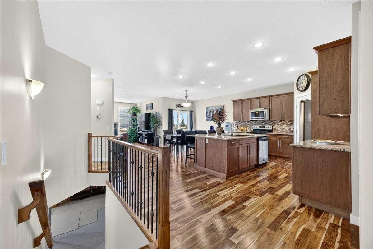 134 Hanson Drive NE