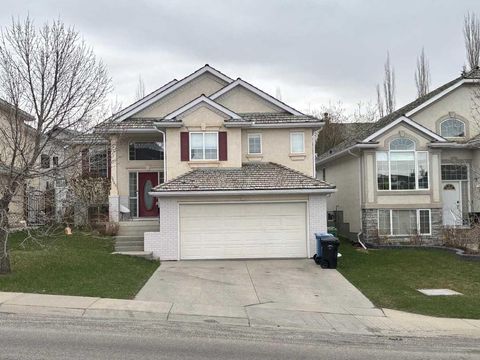 Photo of 3263 Signal Hill Drive SW, Calgary, AB T3H 3T7 (MLS # A2307606)