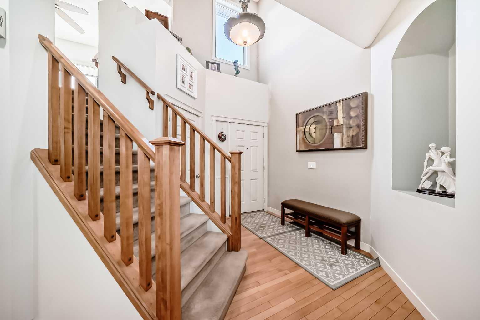 198 Brightonstone Bay SE