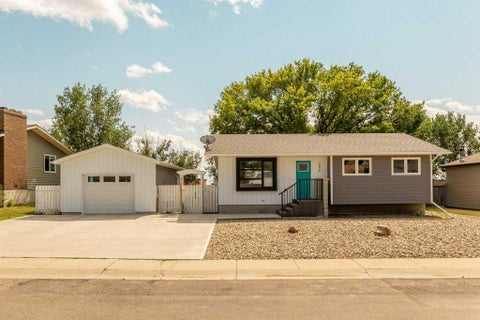 Photo of 206 Rubie Crescent, Nobleford, AB T0L 1S0 (MLS # A2334424)