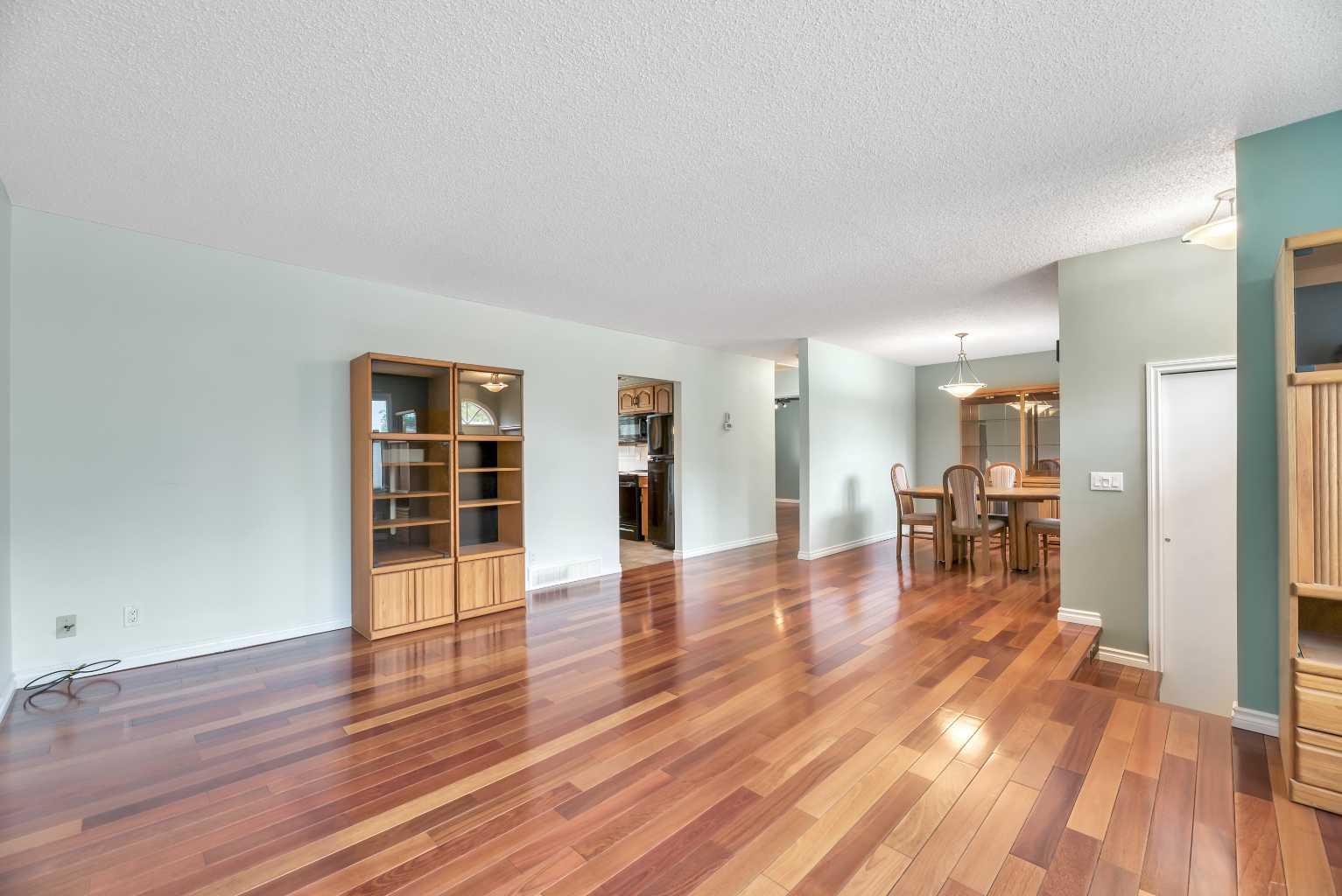 17 Windermere Road SW
