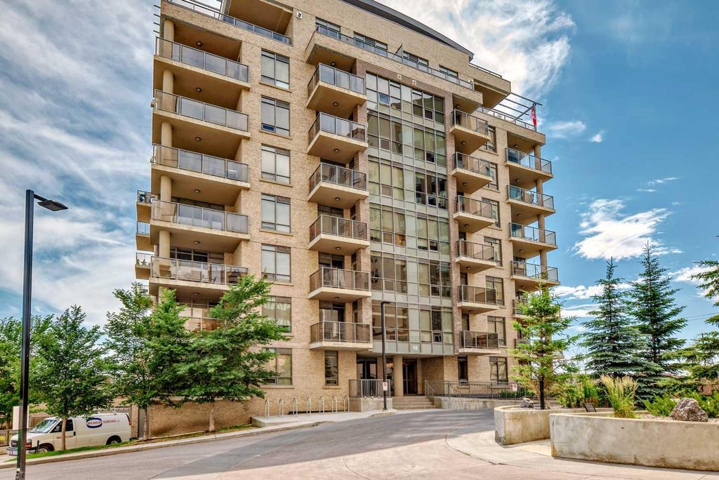 Photo of 10 Shawnee Hill SW #507, Calgary, AB T2Y 0K5 (MLS # A2237004)