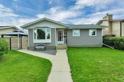Photo of 4805 Womacks Road, Blackfalds, AB T0M 0J0 (MLS # A2326763)