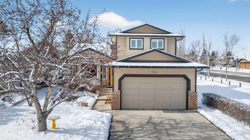 Photo of 204 Sunrise Circle SE, Calgary, AB T2X 2Z8 (MLS # A2292759)