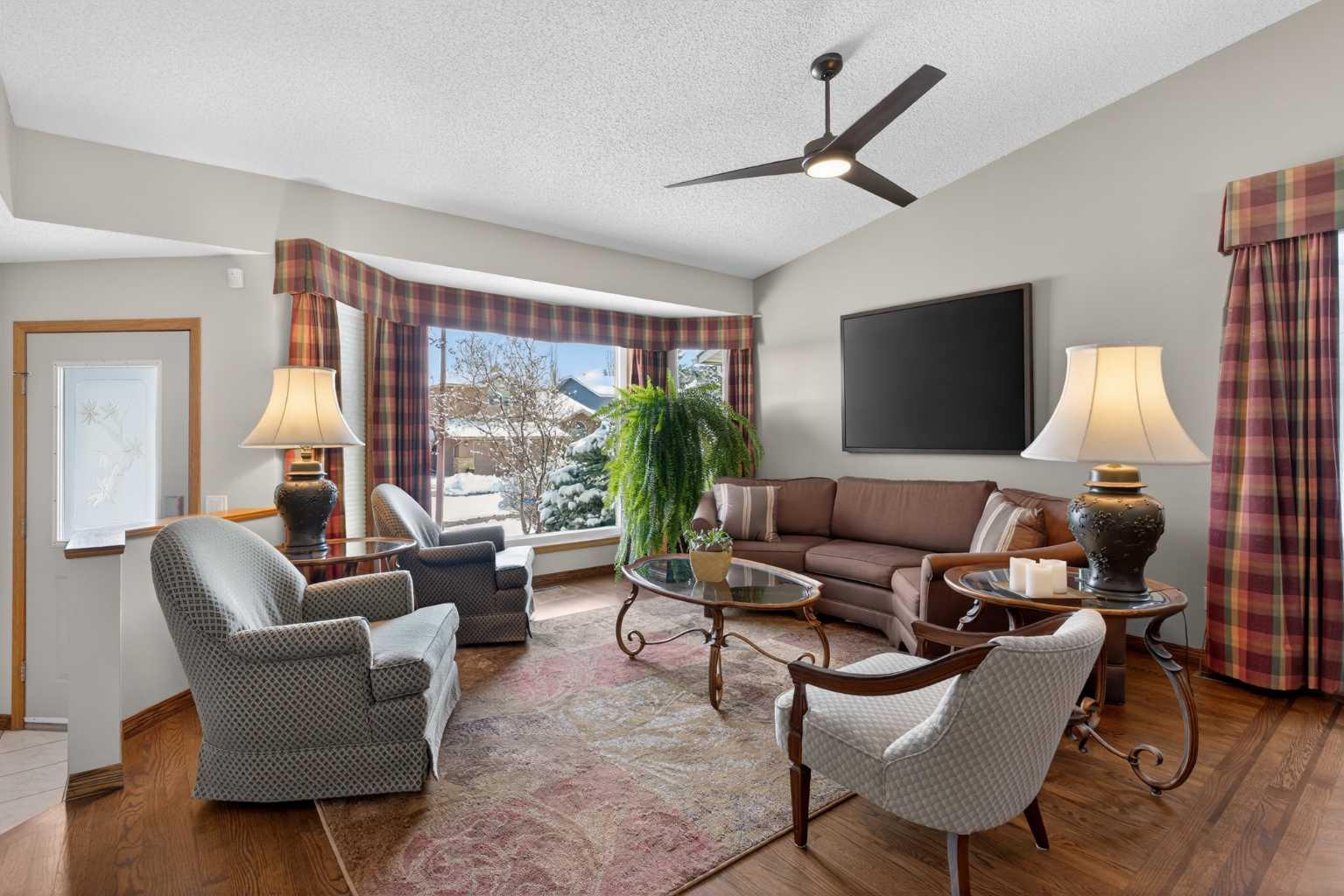 204 Sunrise Circle SE