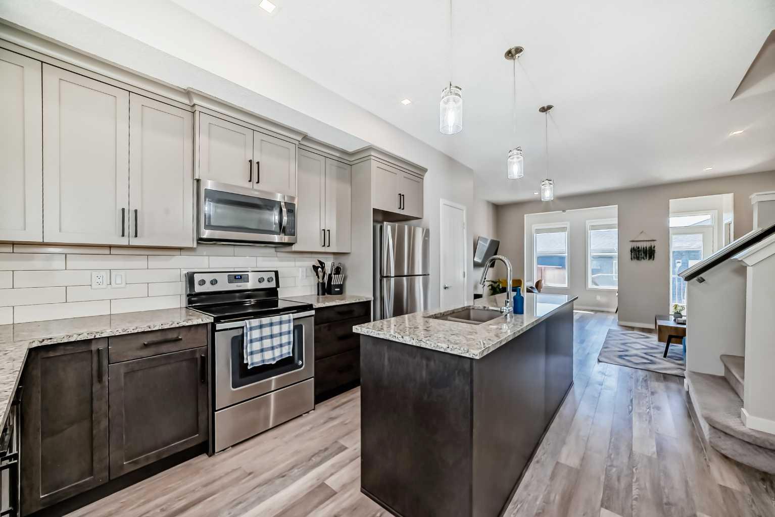 131 & 135 Cornerstone Avenue NE