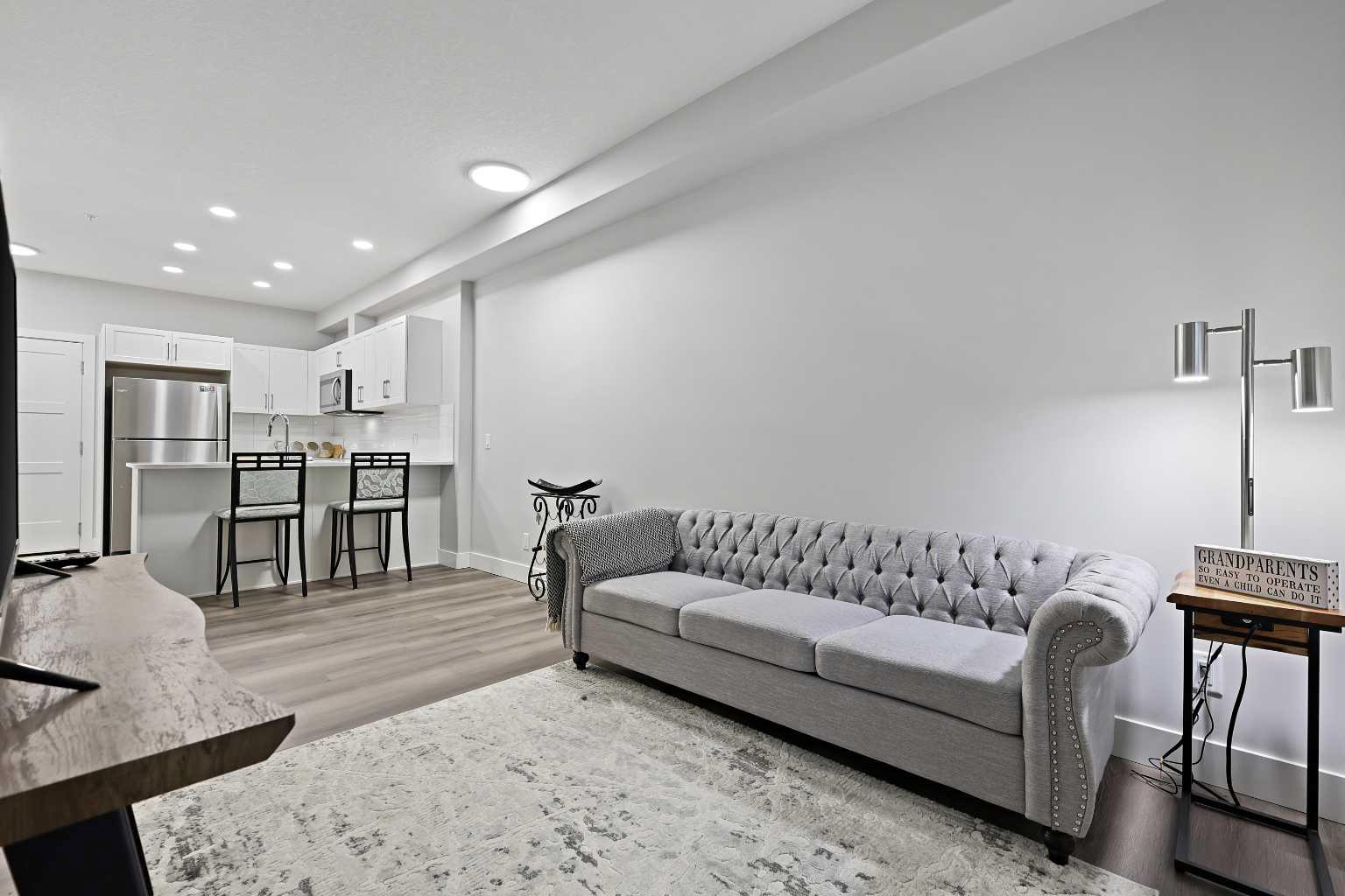 8355 19 Avenue SW 105