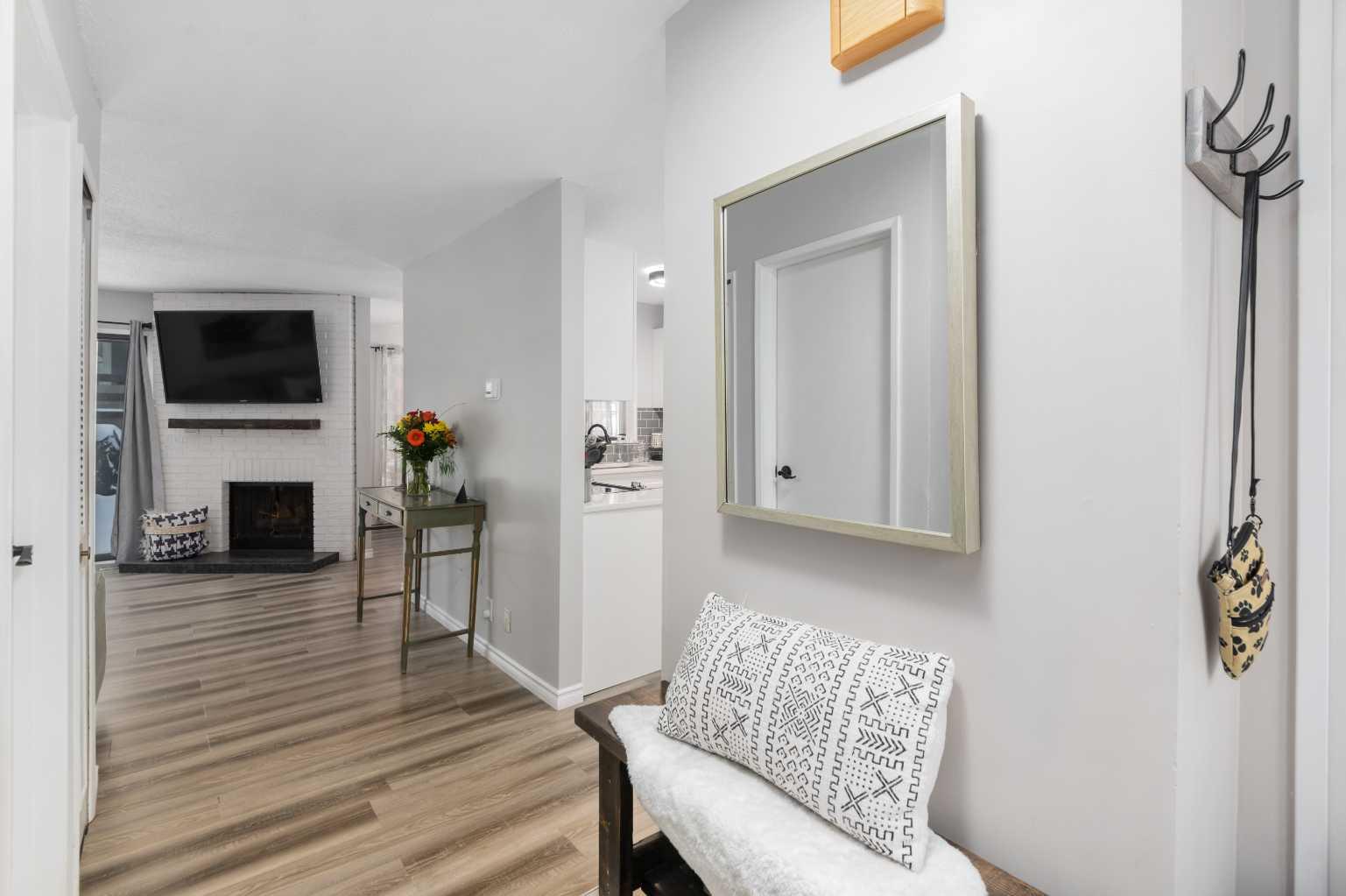 2210 Oakmoor Drive SW 11