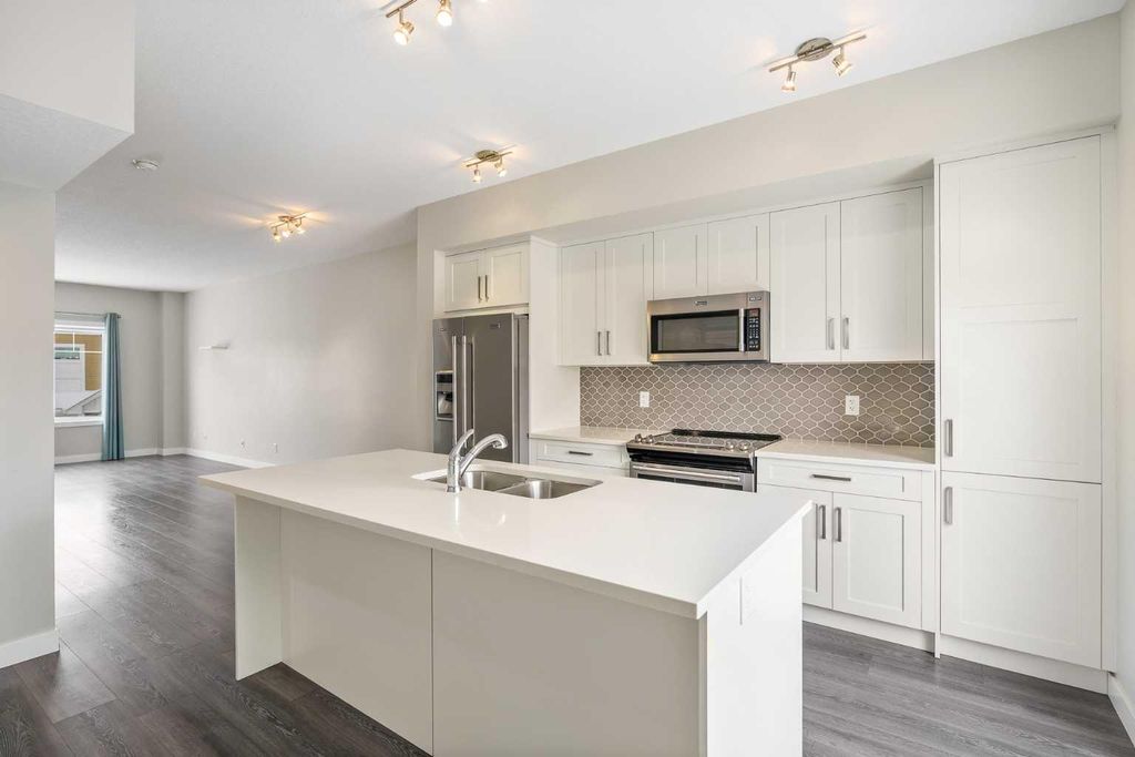 Photo of 524 Canals Crossing SW, Airdrie, AB T4B 4L3 (MLS # A2293142)